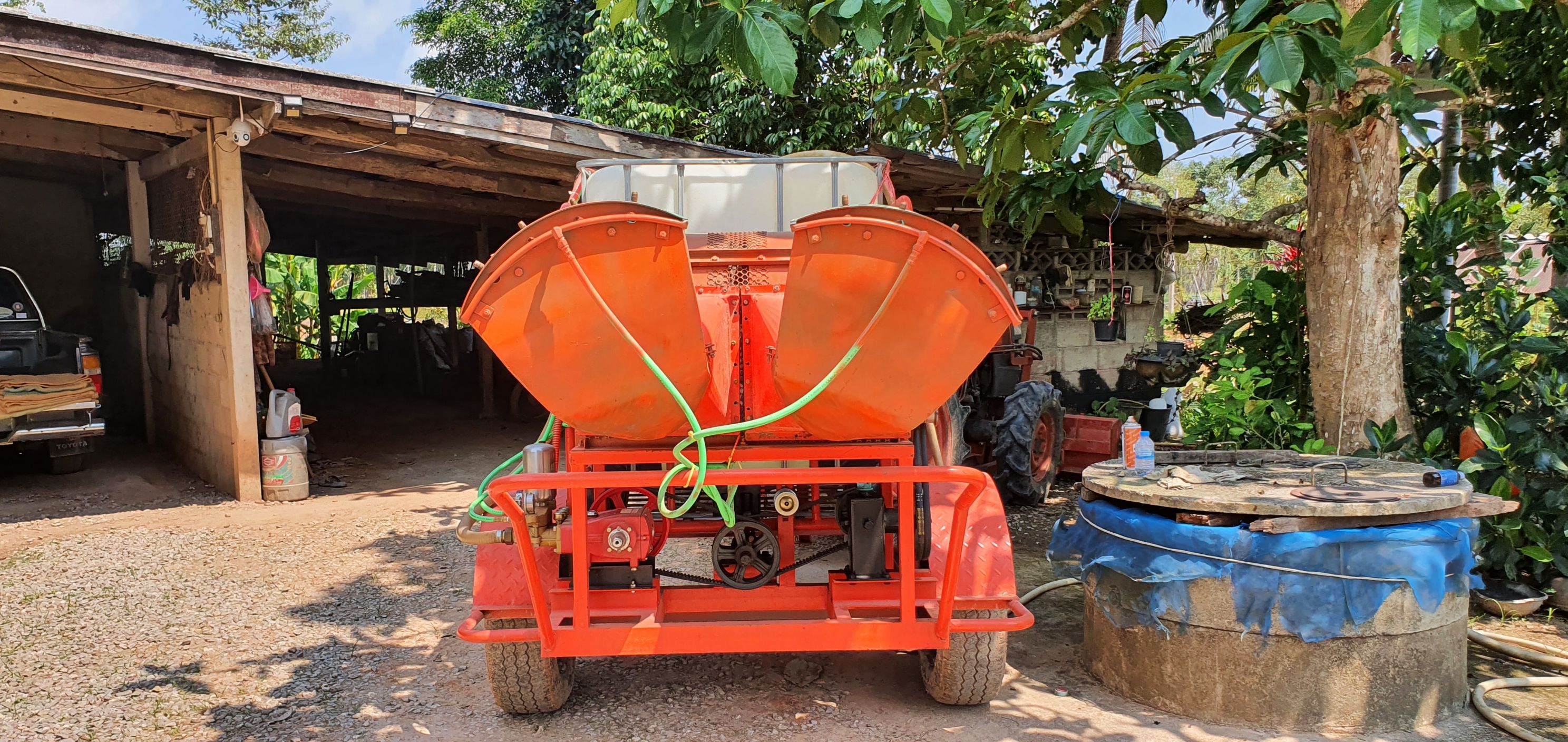 ขายรถพ่นยา