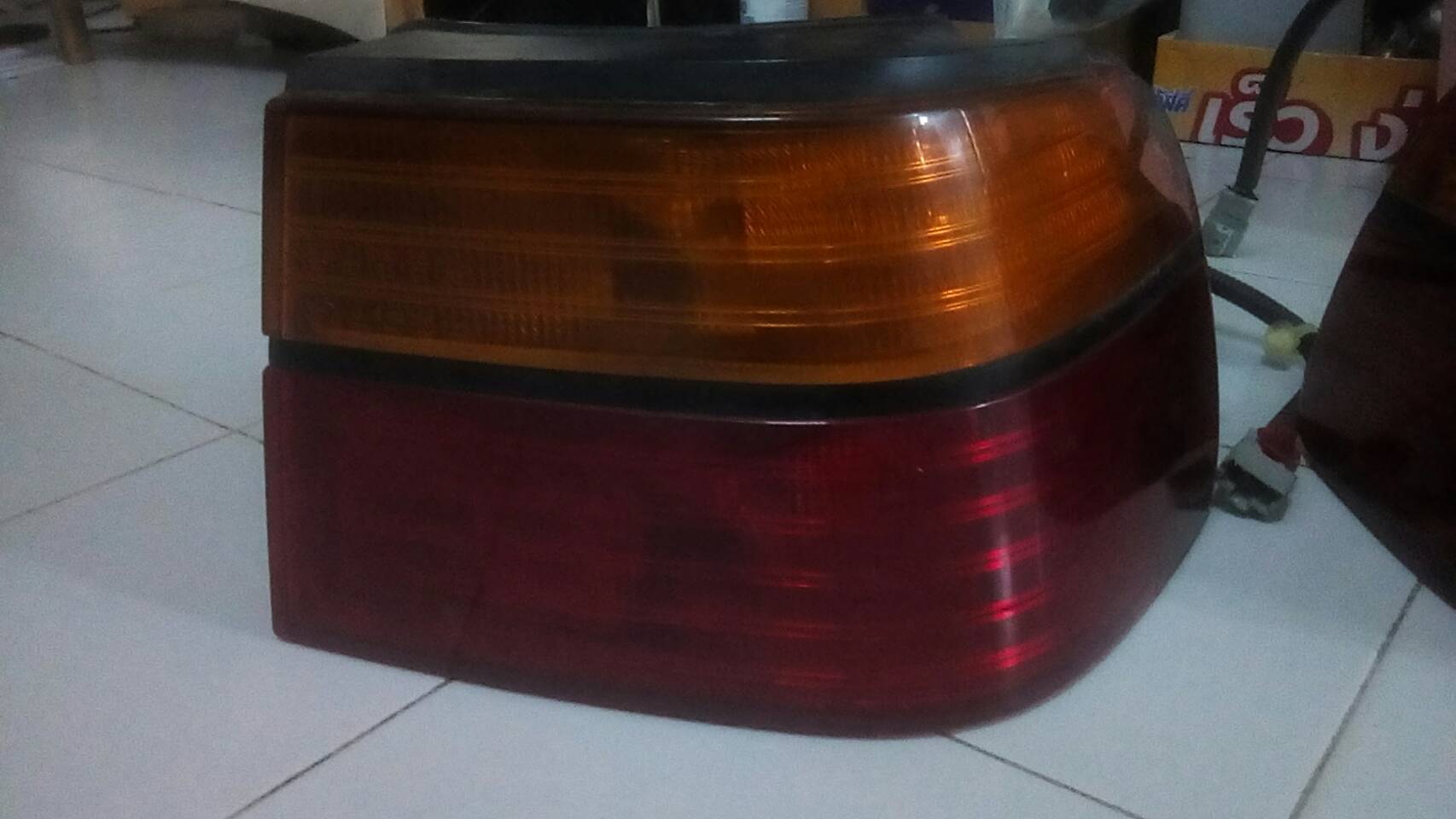 ไฟท้ายแอ๊คคอร์ดตาเพชร