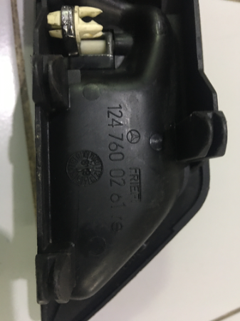 มือเปิดประตูใน BENZ 124