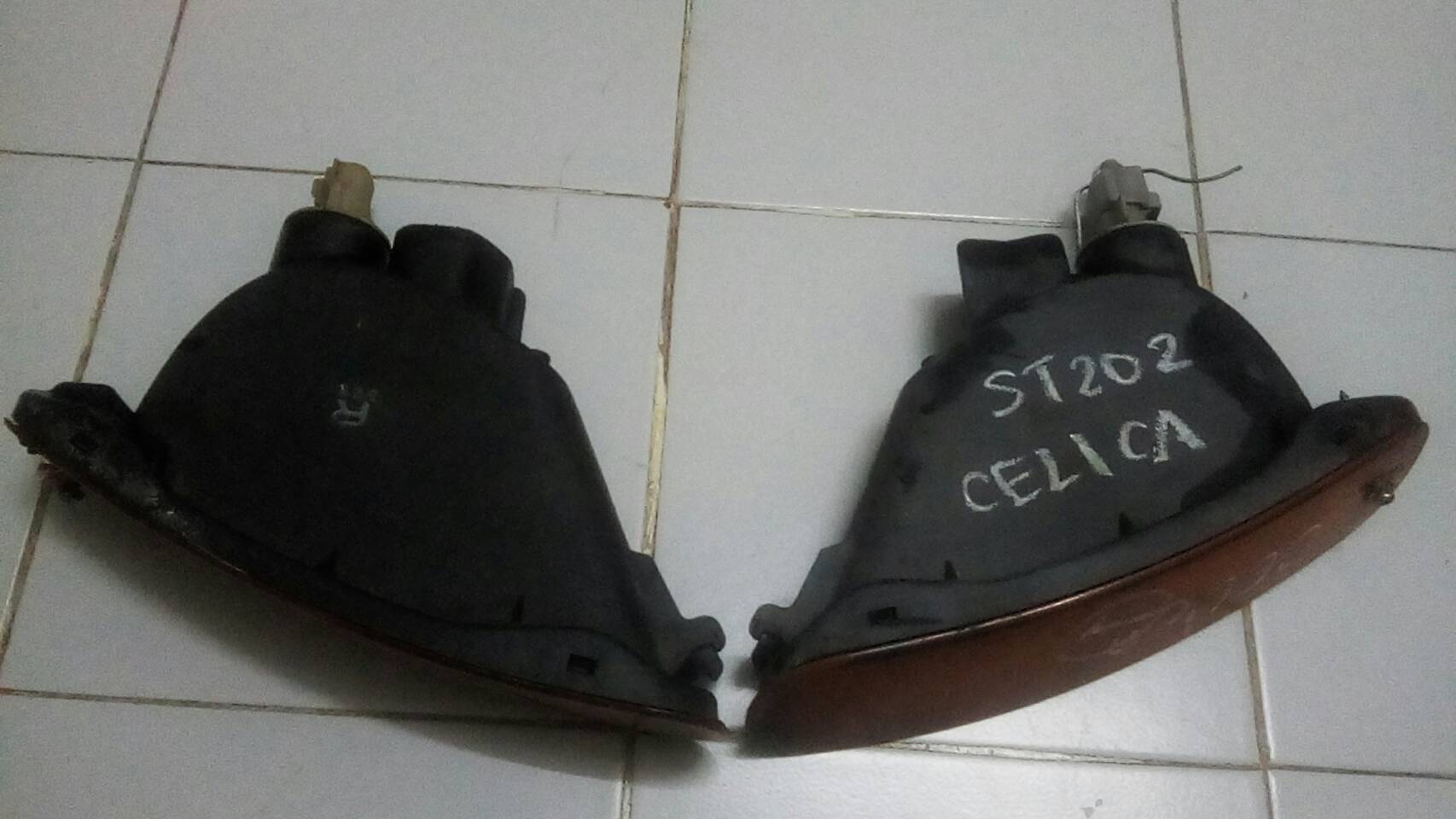 ไฟในกันชน TOYOTA CELICA st ตากลม