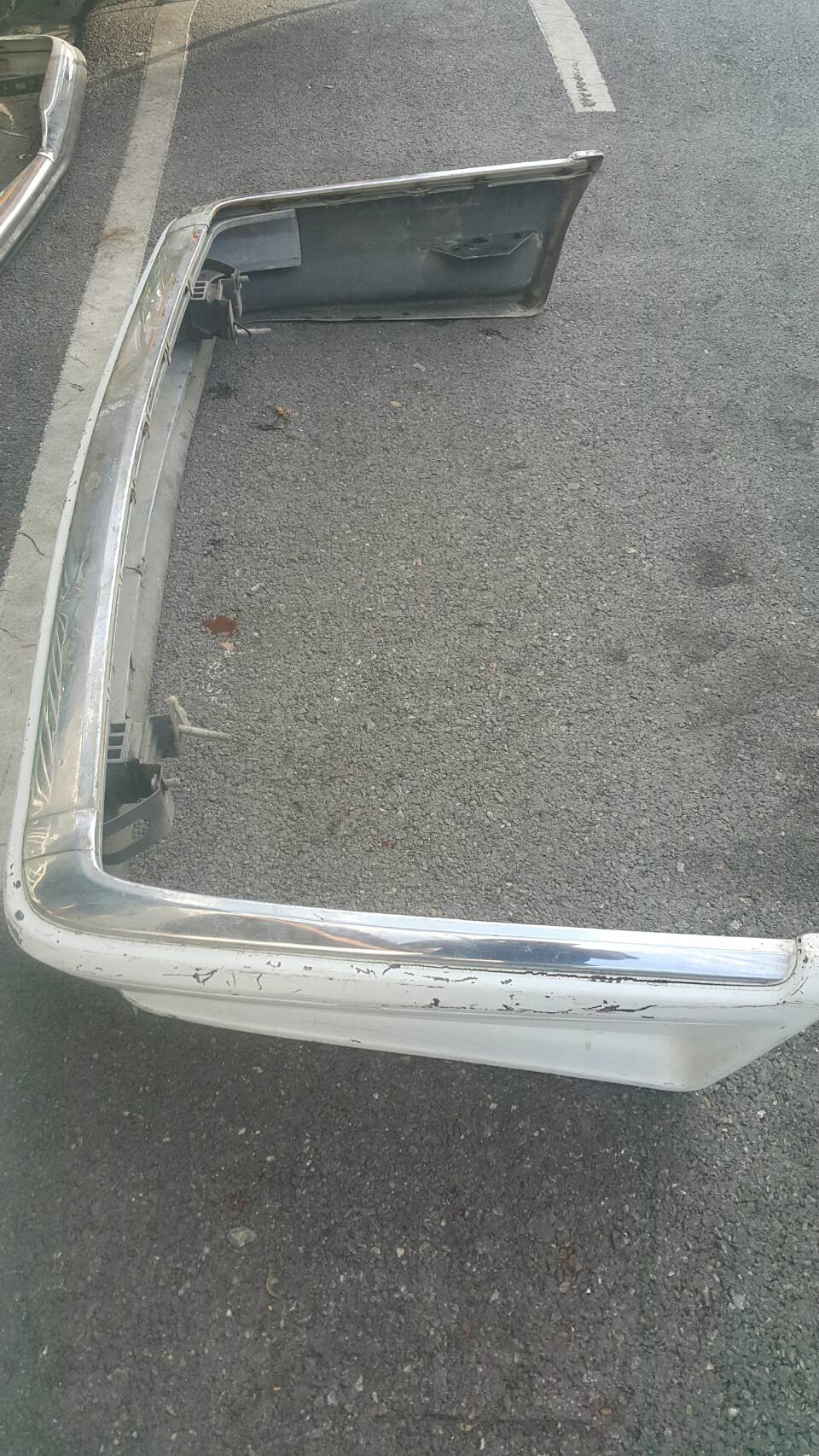 กันชนรถเบ้น126