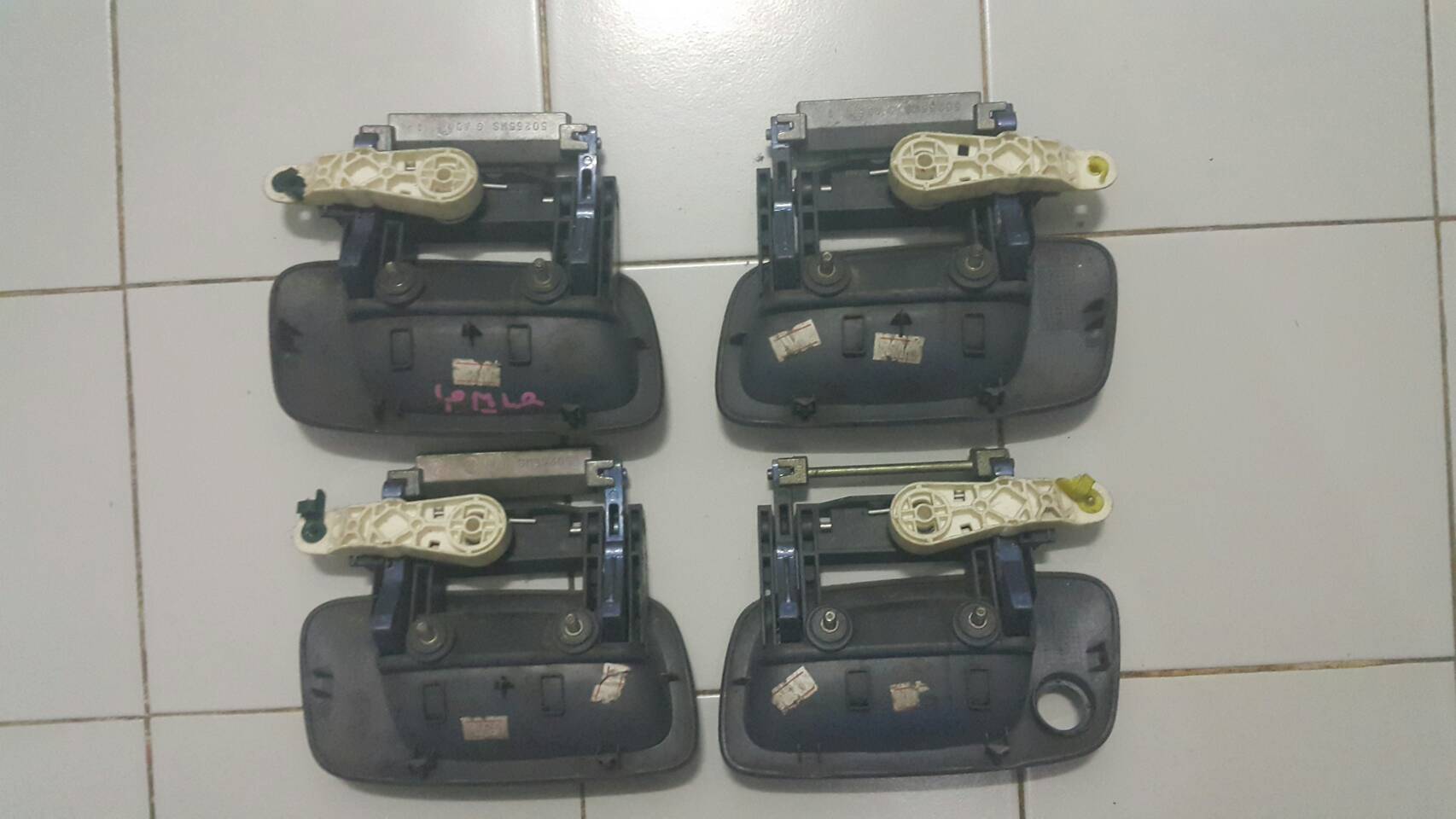 ทีเปิดประตูโอเปิลzafira