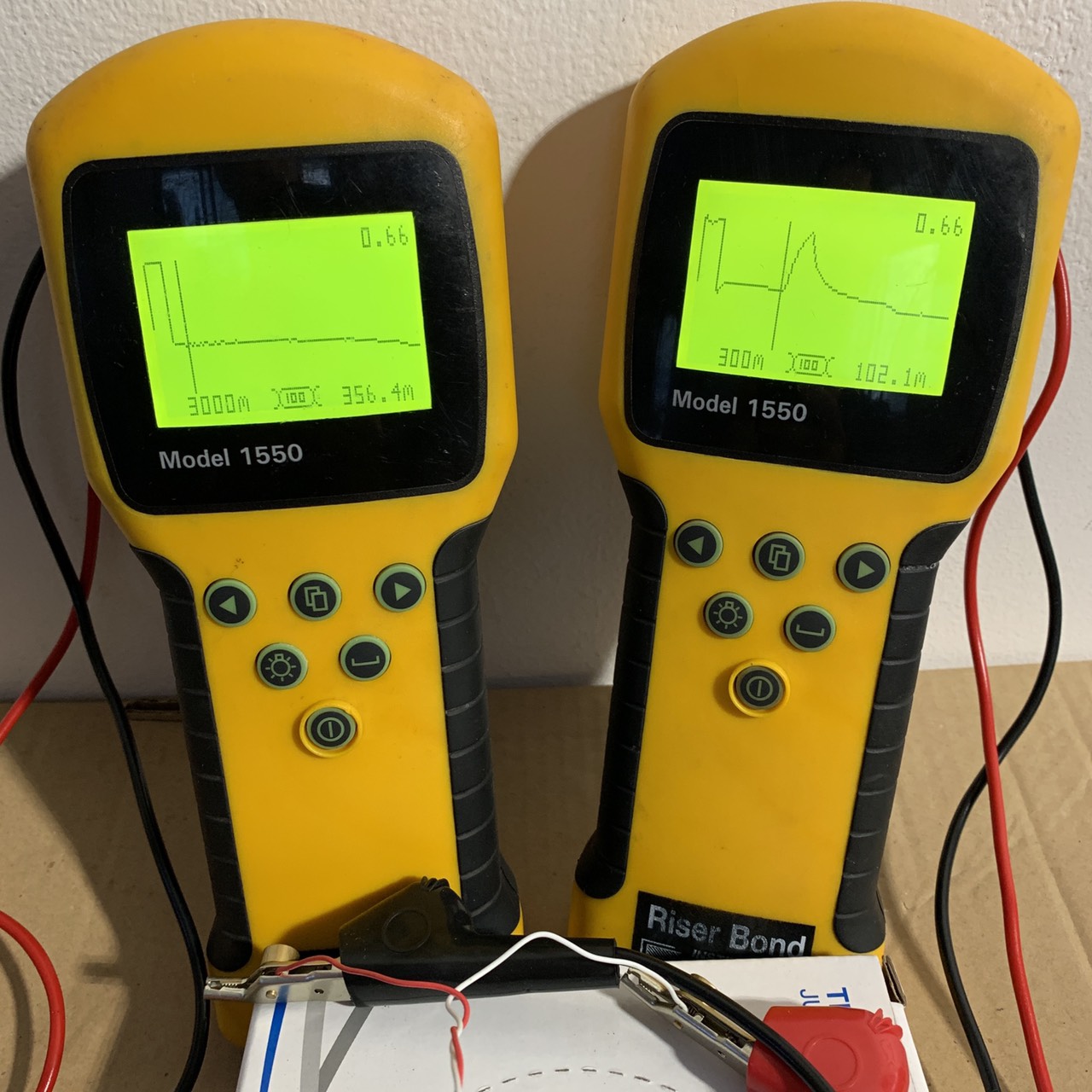 เครื่องหาจุดขาด ช๊อตคู่สายแบบ TDR ยี่ห้อ Riser Bond 1550 ผลิตใน England เครื่องหาจุดขาด ช๊อตคู่สายแบบ TDR ยี่ห้อ Riser Bond 1550 ผลิตใน England