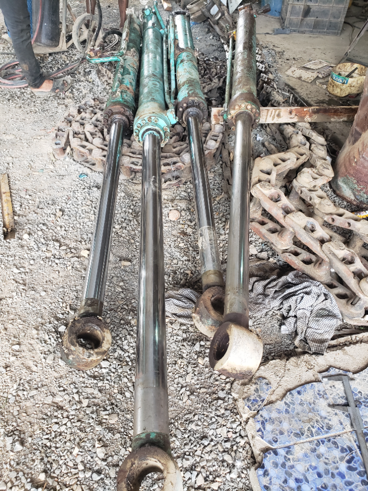 กระบอกไฮดรอลิคครบชุดsk200-3 กระบอกไฮดรอลิคครบชุดsk200-3