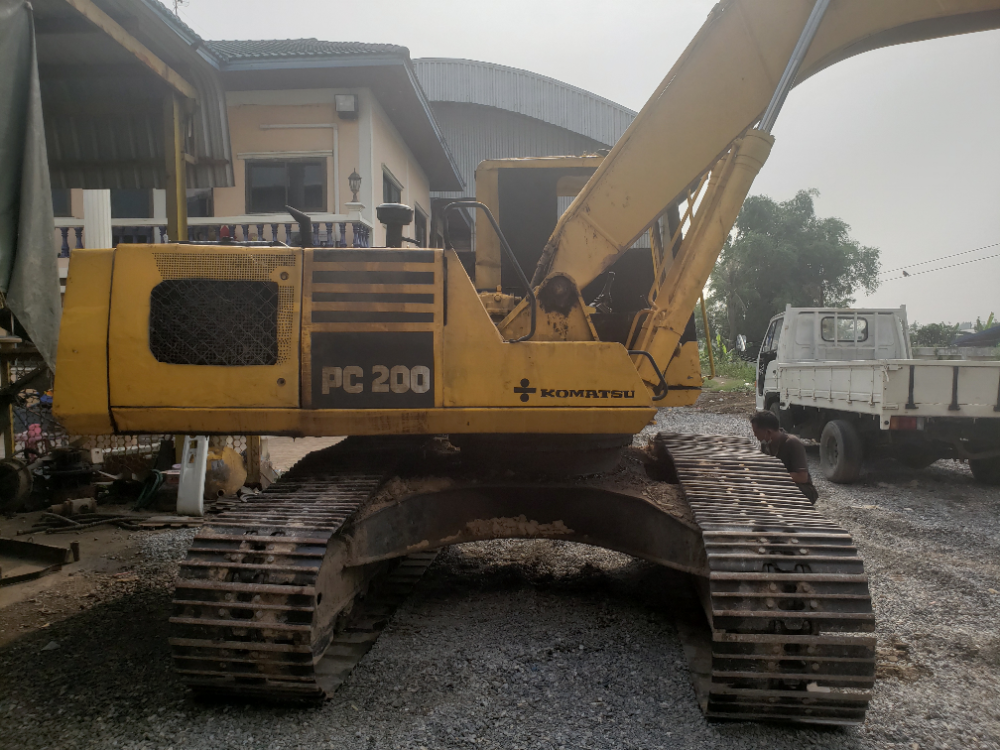 ขายโซ่แทรคpc200-5,6,7,8