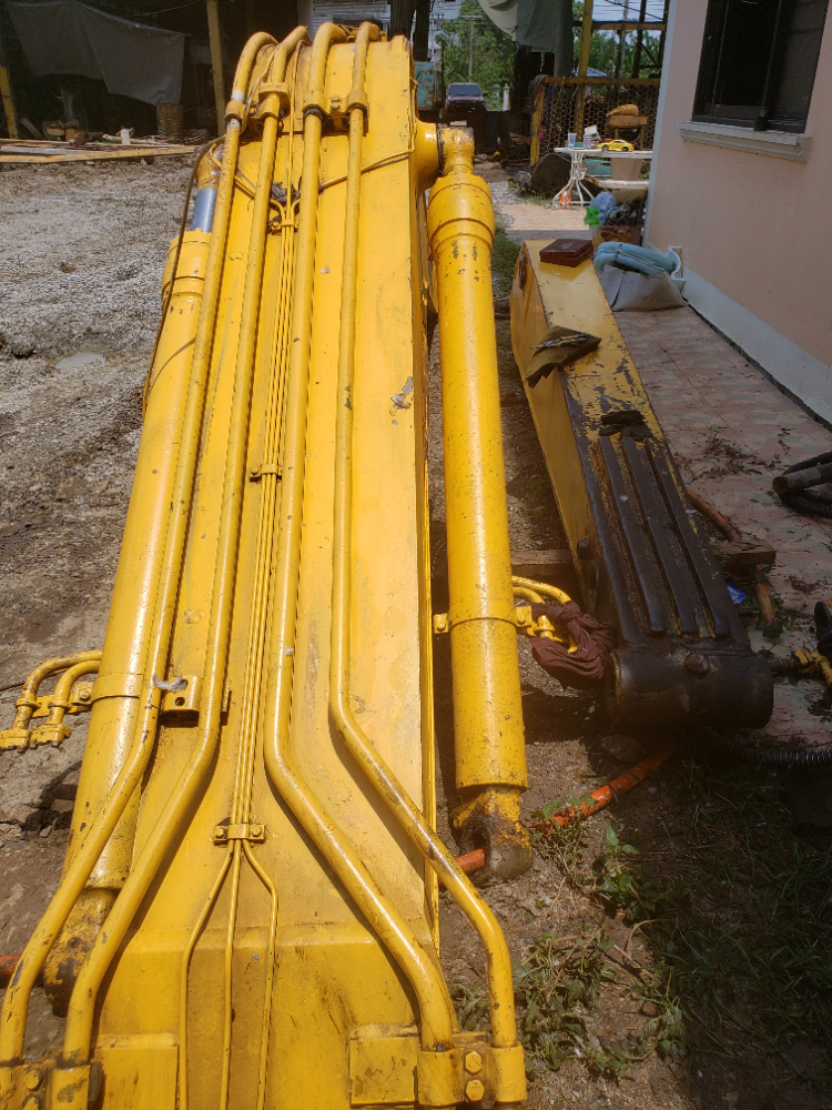 ขายบูมอาร์มสวยๆpc200-5 ขายบูมอาร์มสวยๆpc200-5