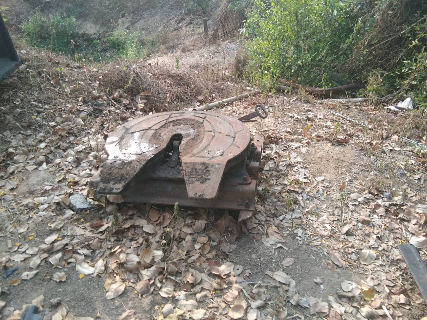 ขายจานลาก สภาพดี สนใจติดต่อ 089-5394067