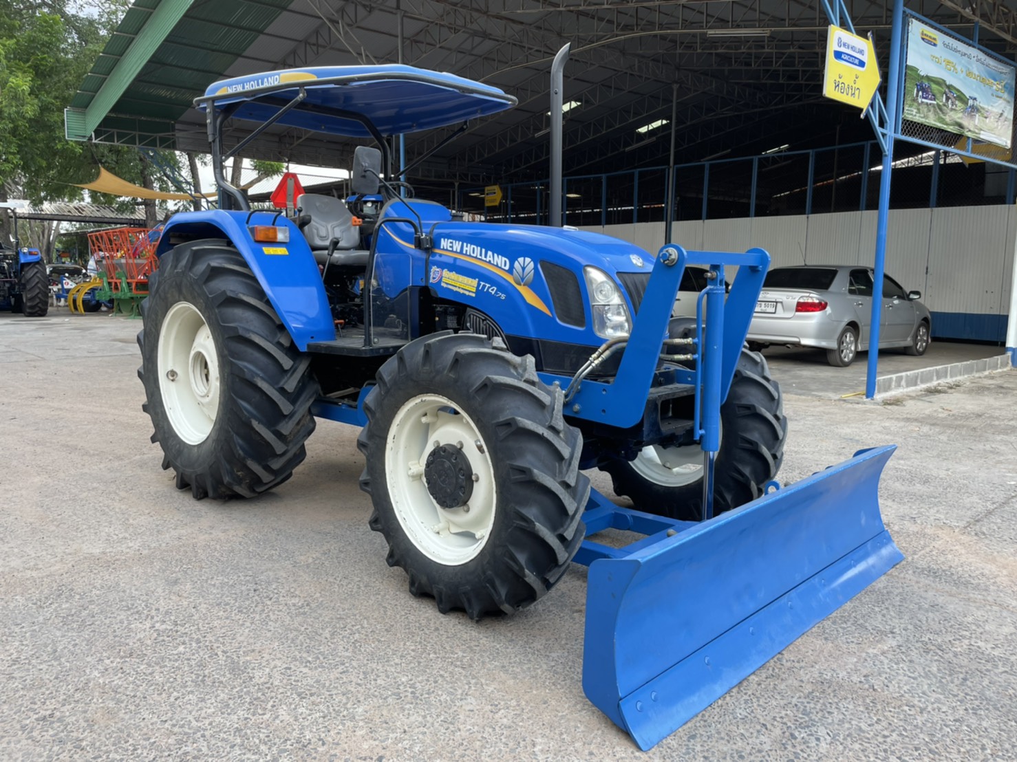 นิว ฮอลแลนด์ รุ่น TT4.75+ใบมีด+ผานพรวน 5 จาน