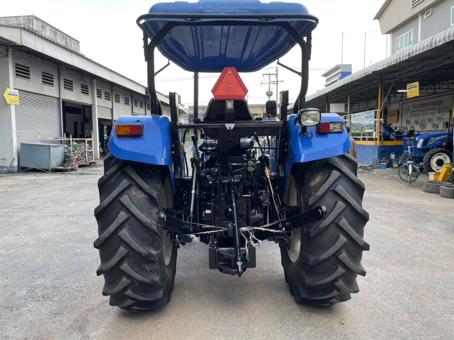 นิว ฮอลแลนด์ รุ่น TT4.75+ใบมีด+ผานพรวน 5 จาน