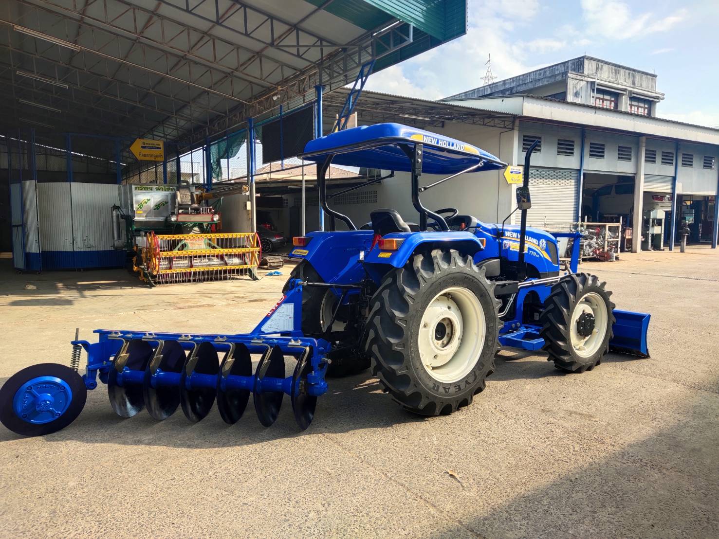 นิว ฮอลแลนด์ รุ่น TT3.50+ใบมีด+ผานพรวน
