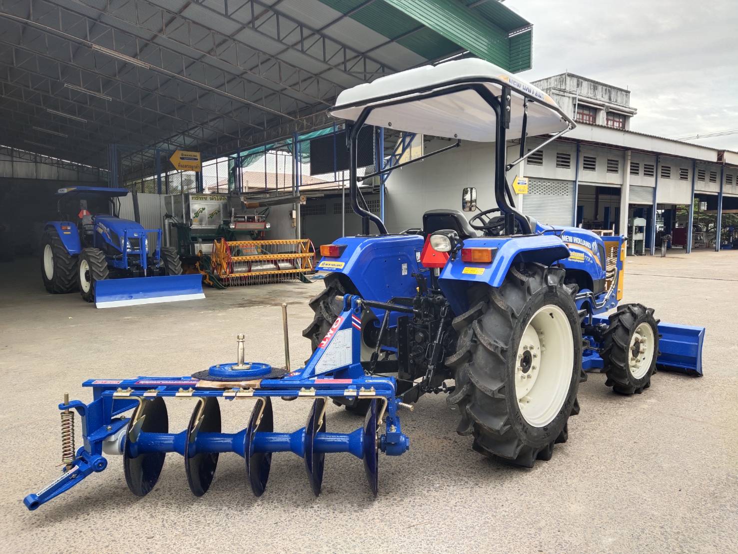 นิว ฮอลแลนด์ รุ่น TT3.40 39 แรงม้า รถทดสอบ