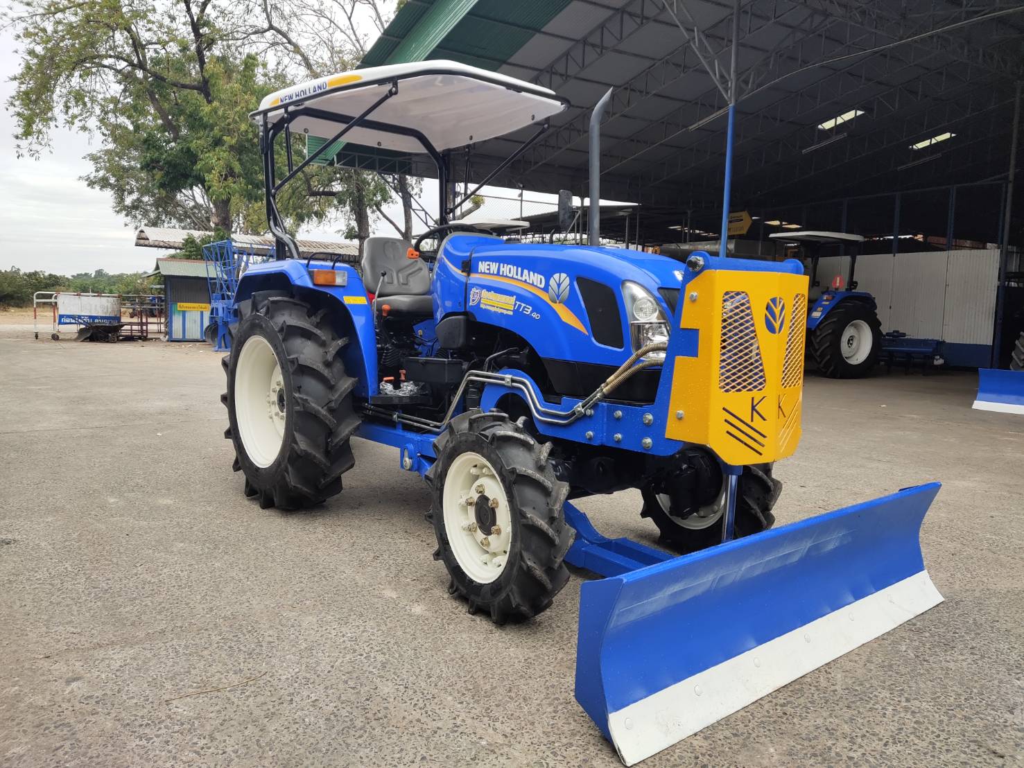 นิว ฮอลแลนด์ รุ่น TT3.40 39 แรงม้า รถทดสอบ