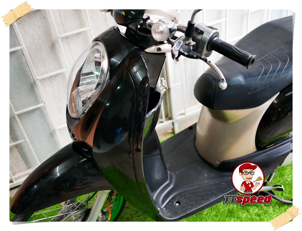 ขายสด Scoopy-i สีดำลงล้อ 17 ระบบหัวฉีดรถบ้านพร้อมขี่เอกสารเล่มครบ