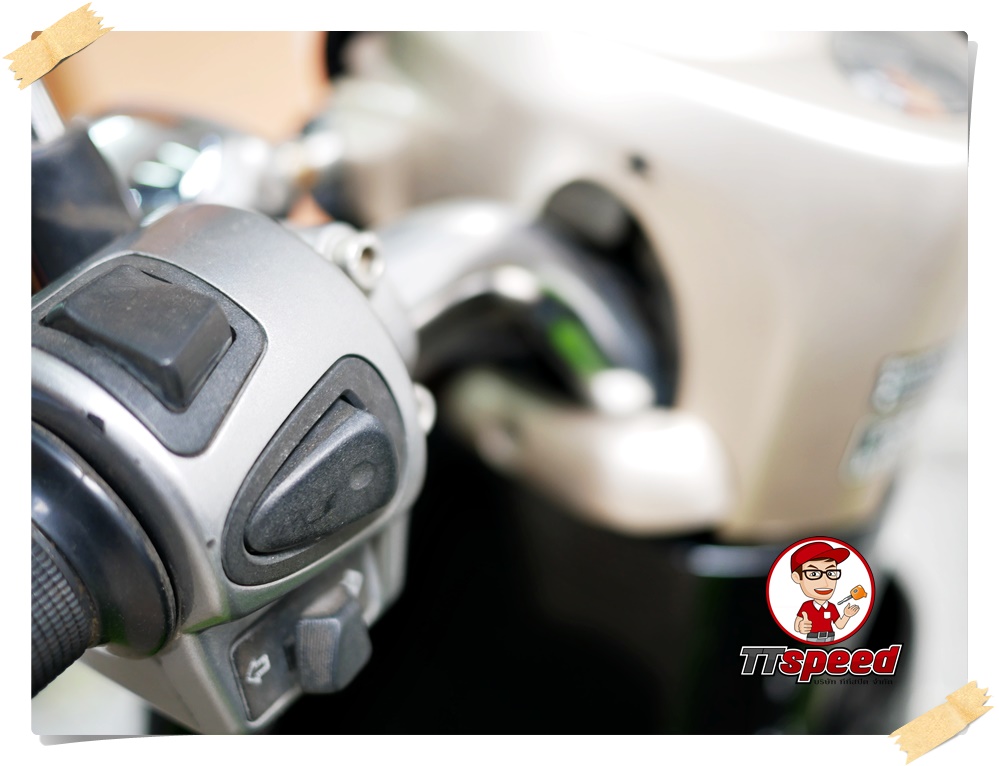 ขายสด Scoopy-i สีดำลงล้อ 17 ระบบหัวฉีดรถบ้านพร้อมขี่เอกสารเล่มครบ