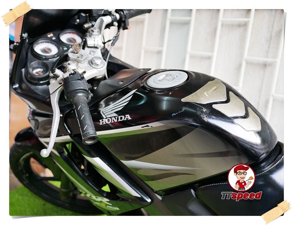 ราคานี้สุดคุ้ม CBR 150 กุญแจ 2 ชั้น เอกสารเล่มเขียวครบพร้อมโอนรถจดปี 47