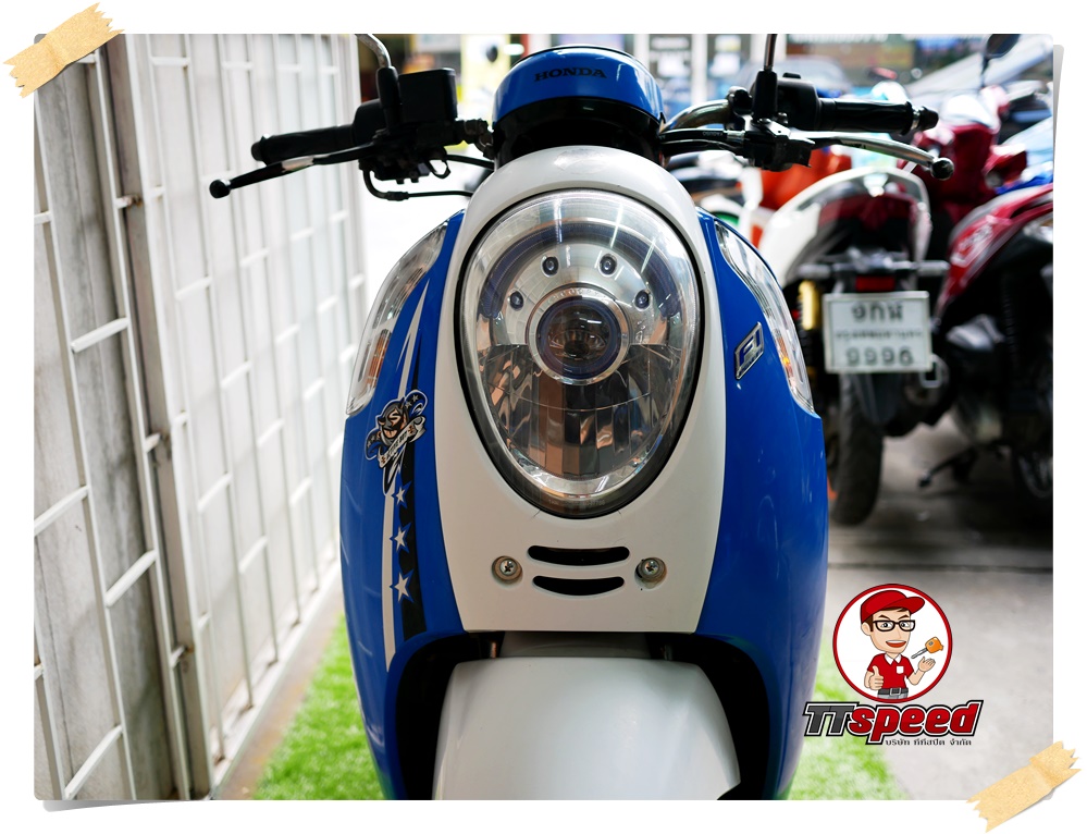 ขายสดผ่อน New Scoopy-i สีฟ้าวิ่งน้อยเครื่องดีมากจดปี 56 ผ่อนได้ไม่ค้ำ