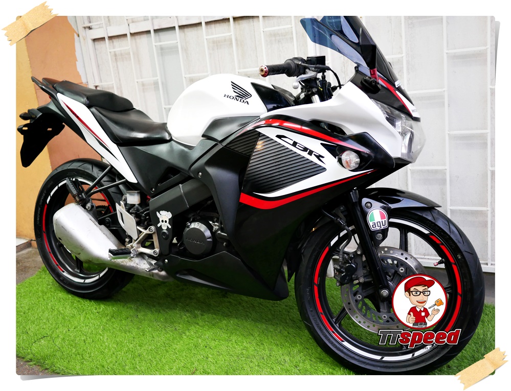Honda CBR 150R หัวฉีดเครื่องดีรถบ้านมือเดียวจดปี 58 เอกสารเล่มครบ