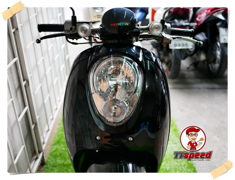 ขายสด Scoopy-i สีดำลงล้อ 17 ระบบหัวฉีดรถบ้านพร้อมขี่เอกสารเล่มครบ