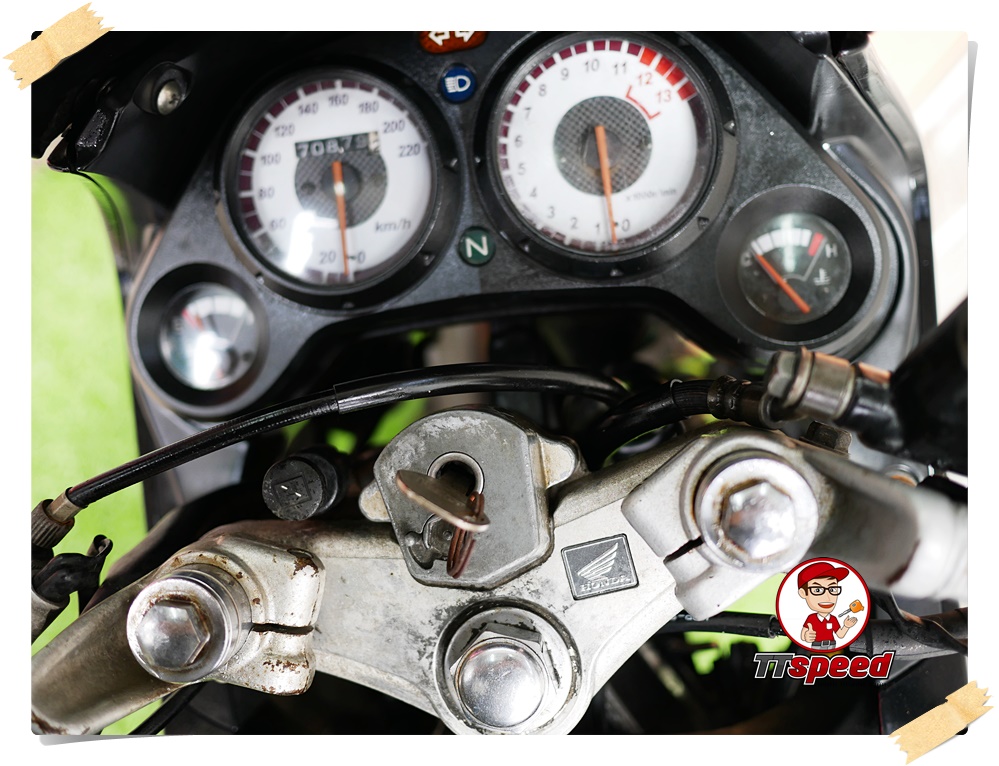 ราคานี้สุดคุ้ม CBR 150 กุญแจ 2 ชั้น เอกสารเล่มเขียวครบพร้อมโอนรถจดปี 47