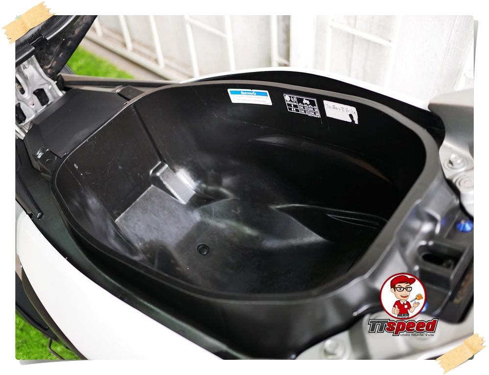 ขาย Nmax 155 ABS สีขาวจดปี 60 เครื่องดีรถบ้านมือเดียวผ่อนเดือน 1925 บาท