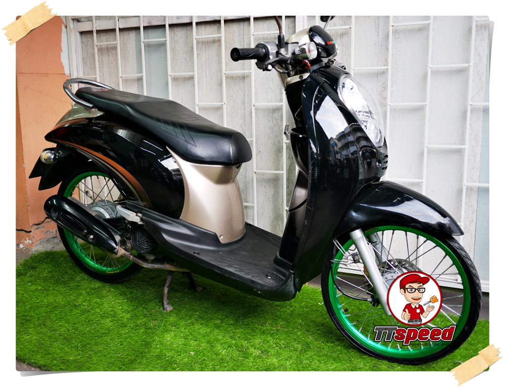 ขายสด Scoopy-i สีดำลงล้อ 17 ระบบหัวฉีดรถบ้านพร้อมขี่เอกสารเล่มครบ