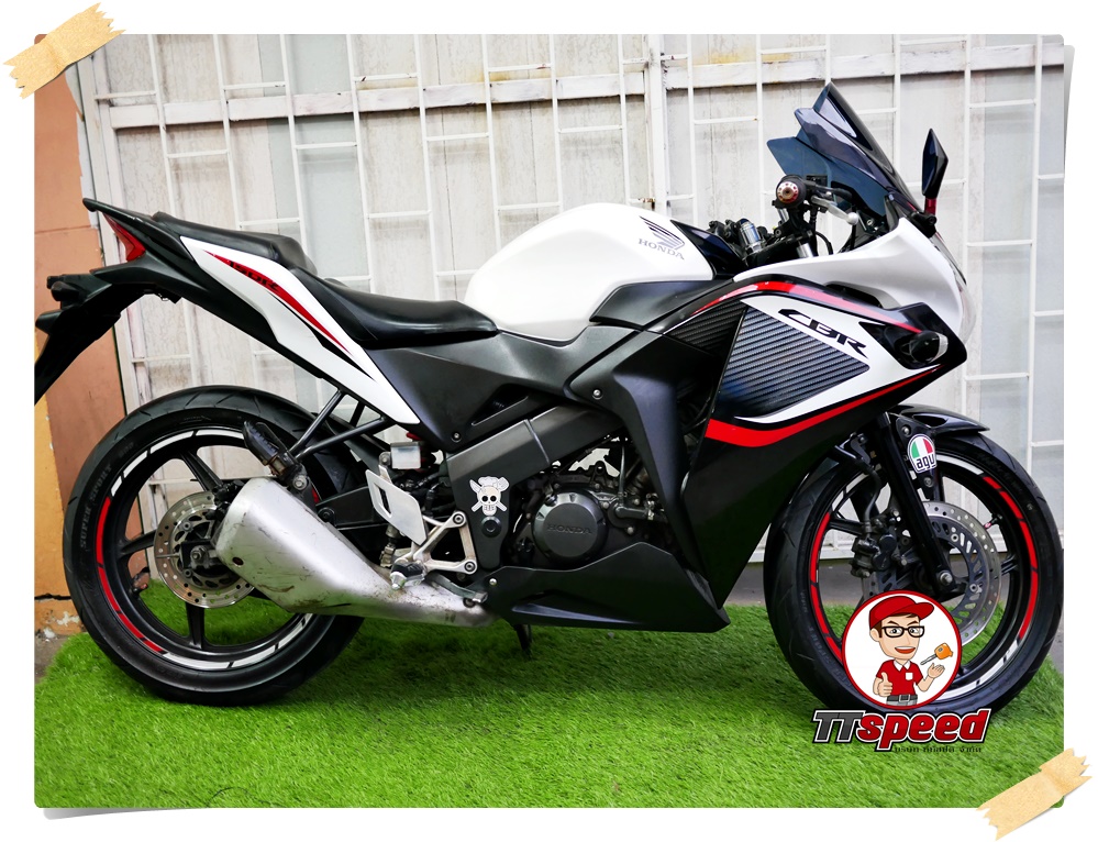 Honda CBR 150R หัวฉีดเครื่องดีรถบ้านมือเดียวจดปี 58 เอกสารเล่มครบ