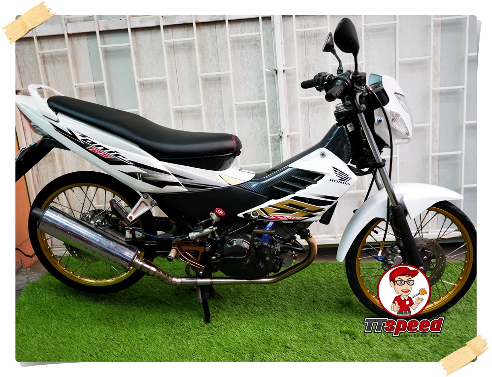 ขาย Sonic 125 ตัวสองแต่งสวยปี 47 เครื่องดีสภาพพร้อมขี่ใช้งาน