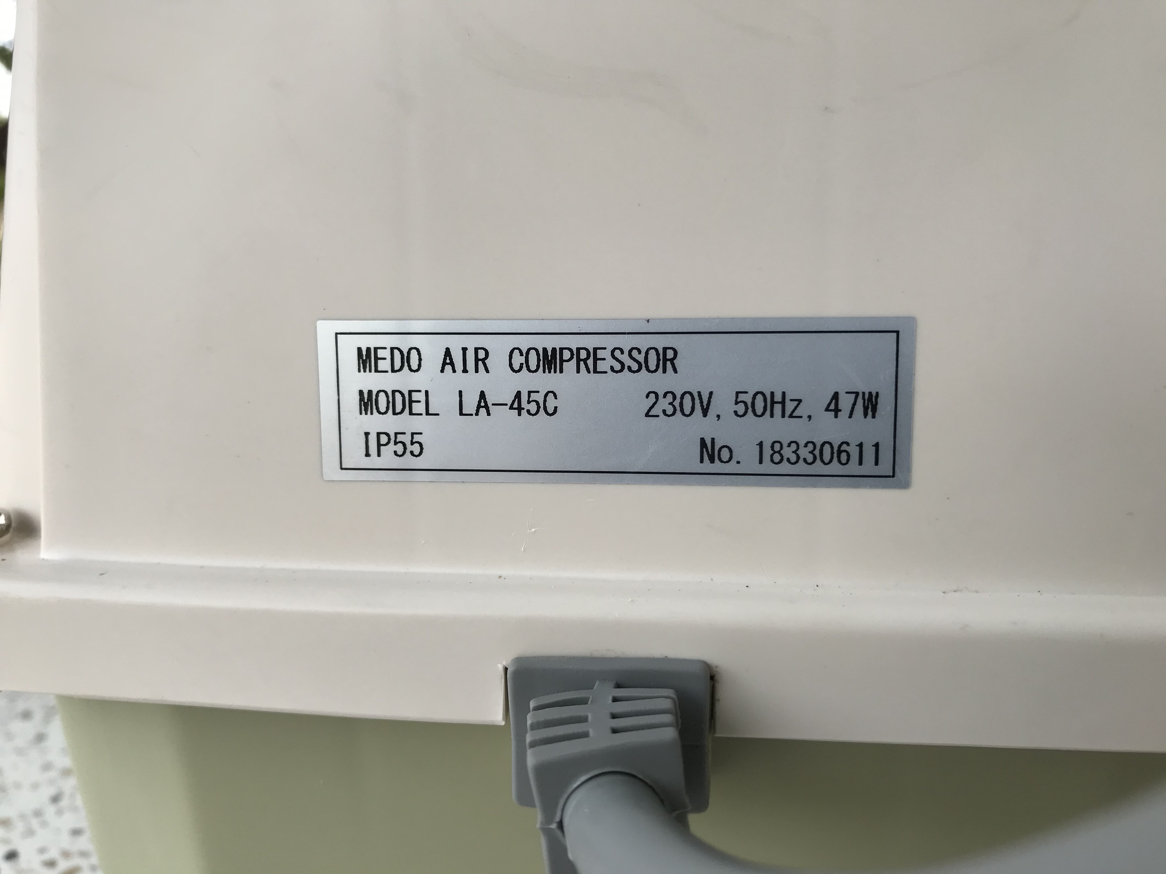 ขายปั๊มลมเติมอากาศ รุ่น LA-45C ยี่ห้อ NITTO MEDO ของใหม่ยังไม่ผ่านการใช้งาน