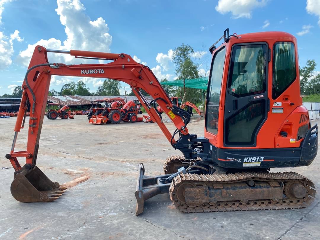 มาแล้วจ้ารถขุด คูโบต้ารุ่น KX91-3sx(ตู้แอร์) ดาวน์ 230,000 บาท สนใจโทรเลยจ้า 089-0111624 เฮียเลี้ยงจ้า สอบถาม หรือสามารถมาดูที่ร้านเราได้จ้า สนใจสามารถมาดูมาลองขับให้เต็มที่ไม่ซื้อไม่เป็นไรมีลานปูนเท่าสนามบอลให้ลองขับทุกคัน มาแล้วจ้ารถขุด คูโบต้ารุ่น KX91-3sx(ตู้แอร์) ดาวน์ 230,000 บาท สนใจโทรเลยจ้า 089-0111624 เฮียเลี้ยงจ้า สอบถาม หรือสามารถมาดูที่ร้านเราได้จ้า สนใจสามารถมาดูมาลองขับให้เต็มที่ไม่ซื้อไม่เป็นไรมีลานปูนเท่าสนามบอลให้ลองขับทุกคัน