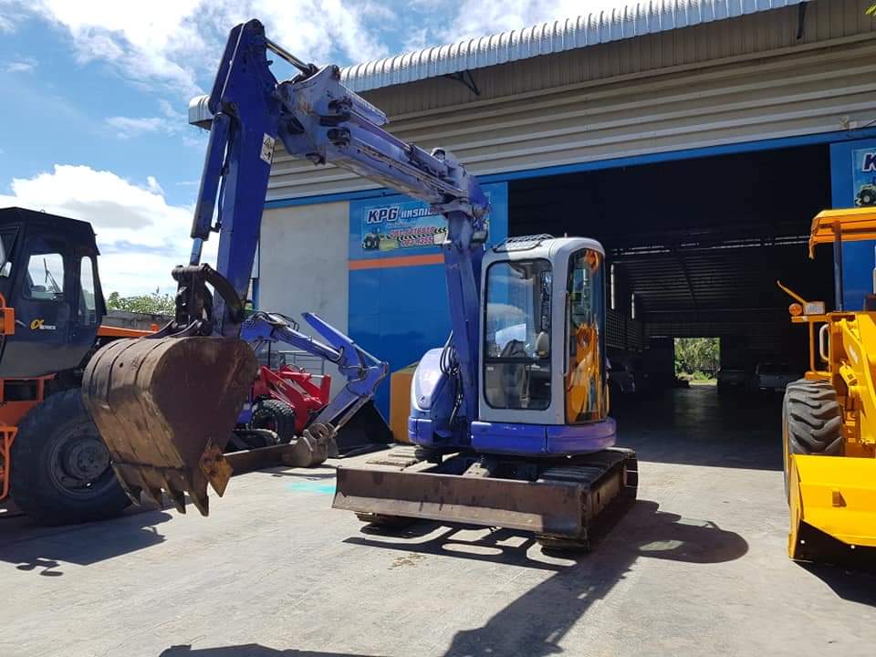 KOMATSU PC58SF ขนาด5.8ตัน ปรับบูมได้2ระดับ และออฟเซทบูม พร้อมตู้เก๋ง มีแอร์ จากโรงงาน แทรคเหล็ก+เกี้