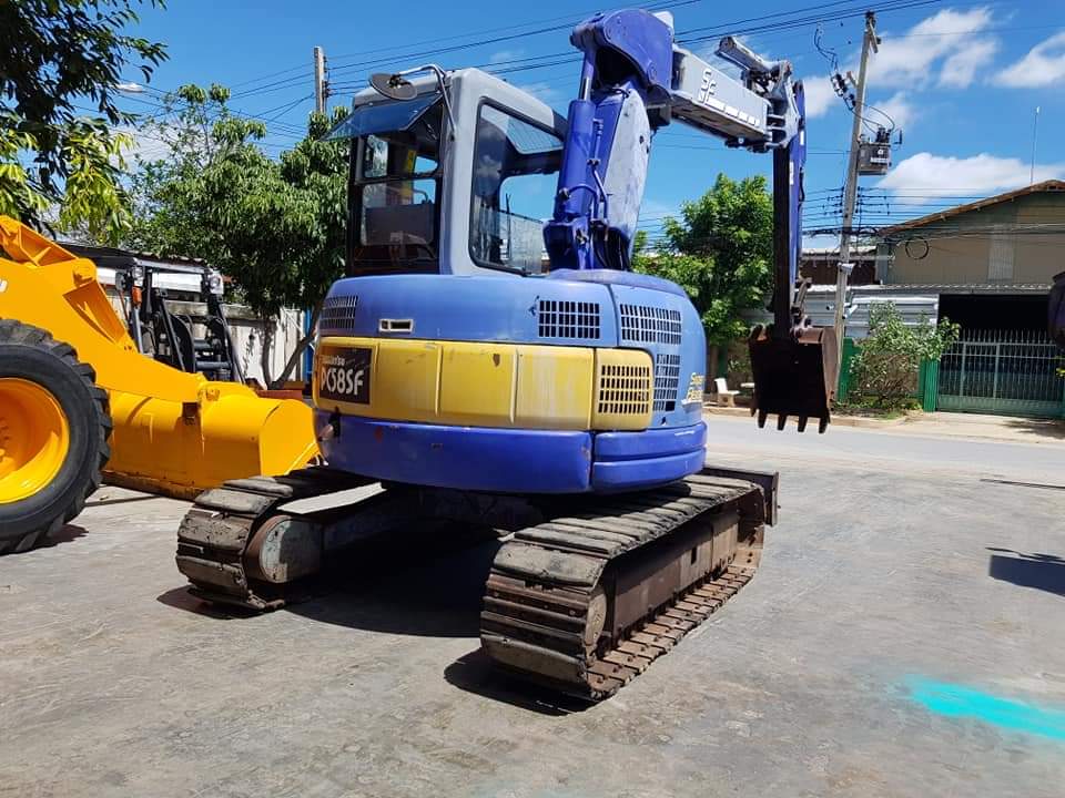 KOMATSU PC58SF ขนาด5.8ตัน ปรับบูมได้2ระดับ และออฟเซทบูม พร้อมตู้เก๋ง มีแอร์ จากโรงงาน แทรคเหล็ก+เกี้