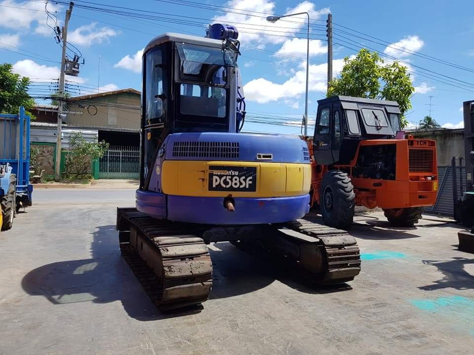 KOMATSU PC58SF ขนาด5.8ตัน ปรับบูมได้2ระดับ และออฟเซทบูม พร้อมตู้เก๋ง มีแอร์ จากโรงงาน แทรคเหล็ก+เกี้ KOMATSU PC58SF ขนาด5.8ตัน ปรับบูมได้2ระดับ และออฟเซทบูม พร้อมตู้เก๋ง มีแอร์ จากโรงงาน แทรคเหล็ก+เกี้