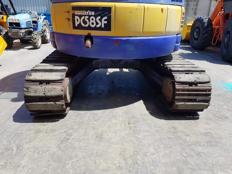 KOMATSU PC58SF ขนาด5.8ตัน ปรับบูมได้2ระดับ และออฟเซทบูม พร้อมตู้เก๋ง มีแอร์ จากโรงงาน แทรคเหล็ก+เกี้