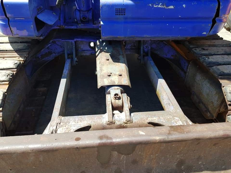 KOMATSU PC58SF ขนาด5.8ตัน ปรับบูมได้2ระดับ และออฟเซทบูม พร้อมตู้เก๋ง มีแอร์ จากโรงงาน แทรคเหล็ก+เกี้