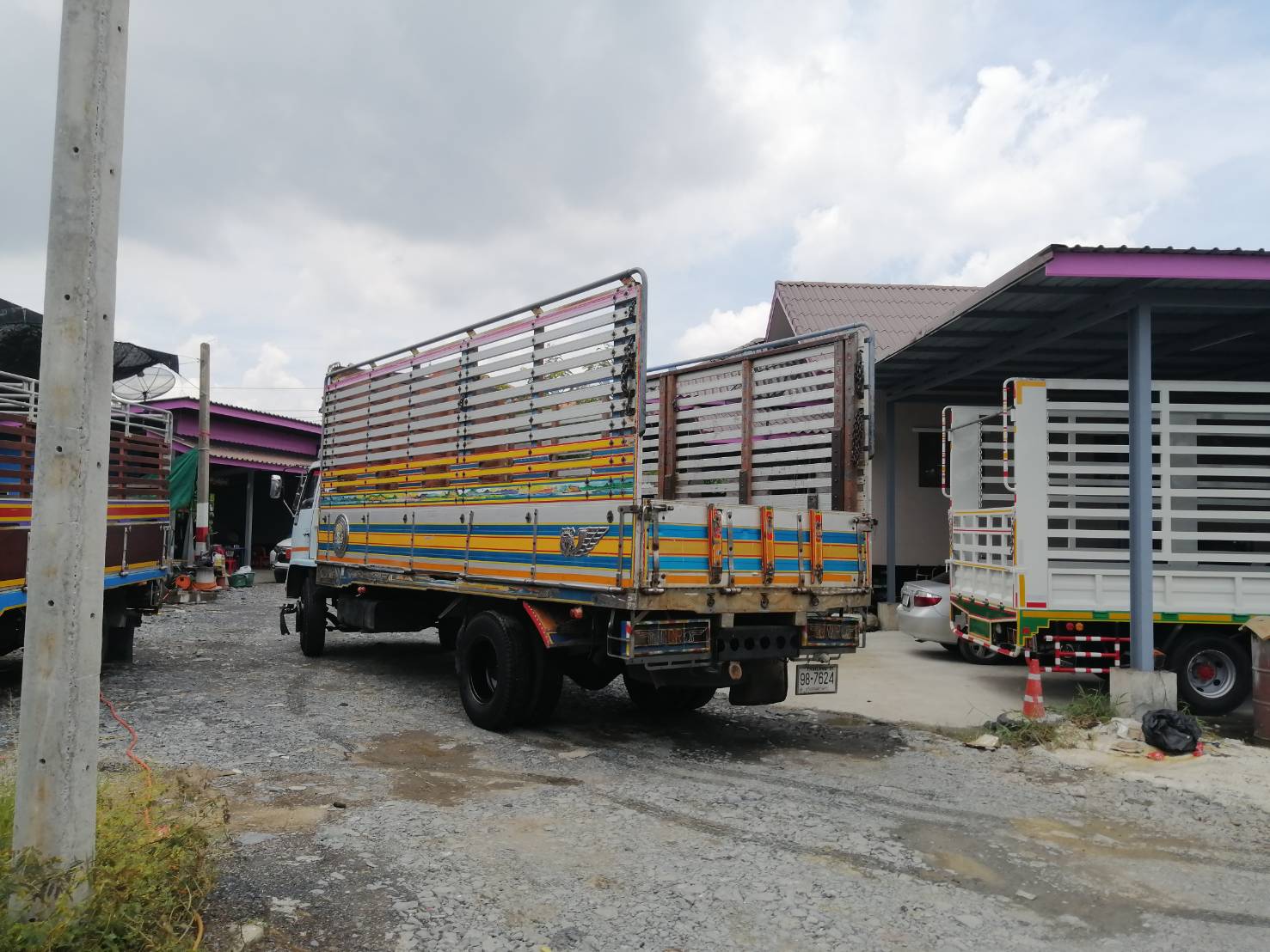 ขายกระบะมิเนียมใส่6ล้อและ10ล้อ