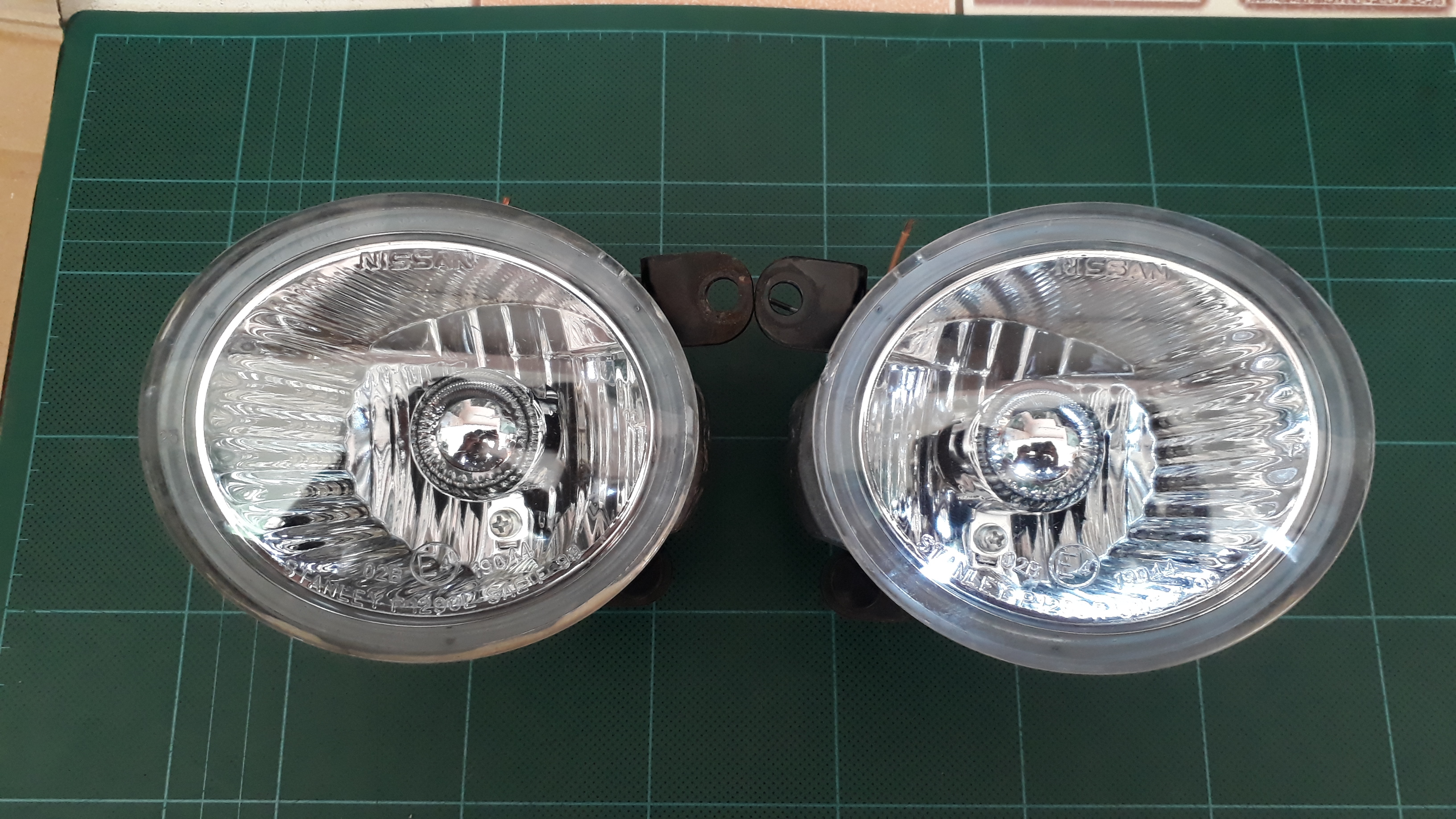 ไฟตัดหมอก NISSAN Cube Z11 แท้ จากญี่ปุ่น ไฟตัดหมอก NISSAN Cube Z11 แท้ จากญี่ปุ่น