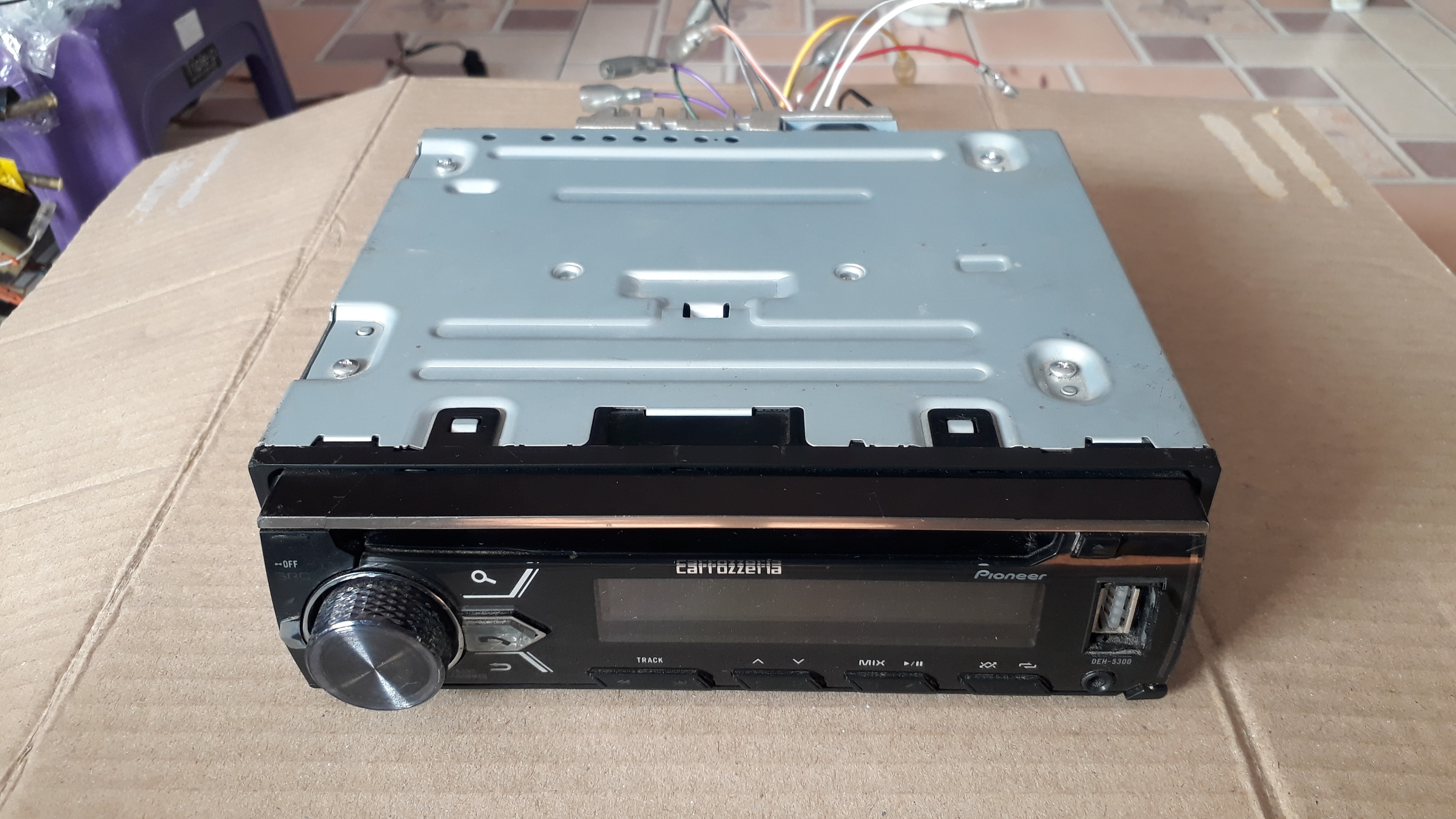 เครื่องเล่น Pioneer CD MP3 USB FM ติดรถยนต์ ขนาด1ดิน รุ่น DEH-5300 เครื่องเล่น Pioneer CD MP3 USB FM ติดรถยนต์ ขนาด1ดิน รุ่น DEH-5300