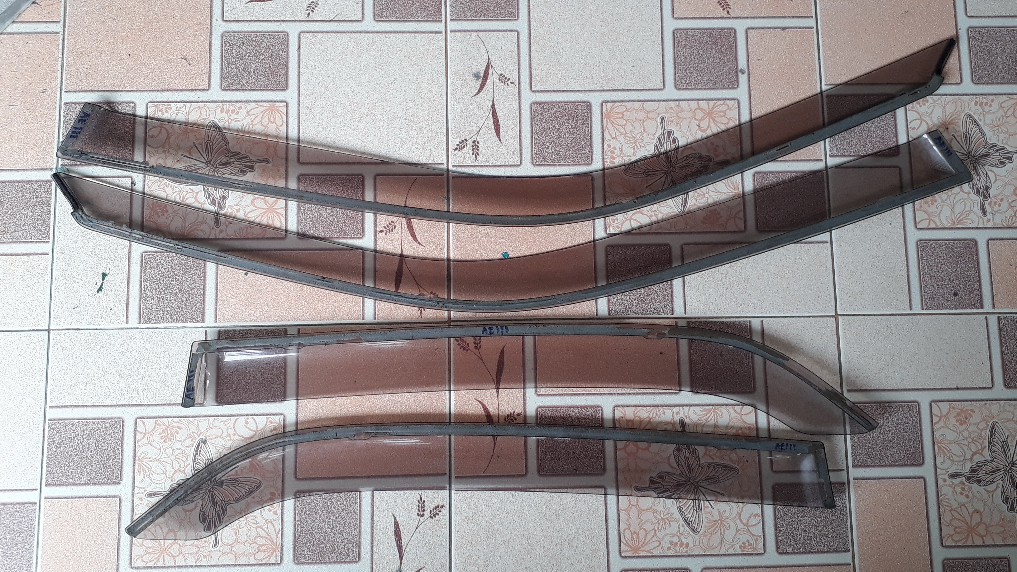 กันสาด TOYOTA COROLLA AE111 แท้ กันสาด TOYOTA COROLLA AE111 แท้