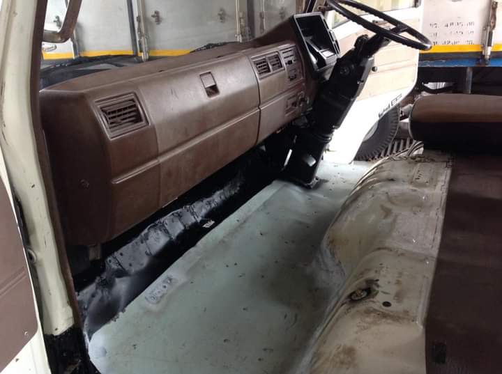 ขายหัวรถบรรทุก6ล้อ HINO สภาพดีพร้อมใช้งาน ขายหัวรถบรรทุก6ล้อ HINO สภาพดีพร้อมใช้งาน