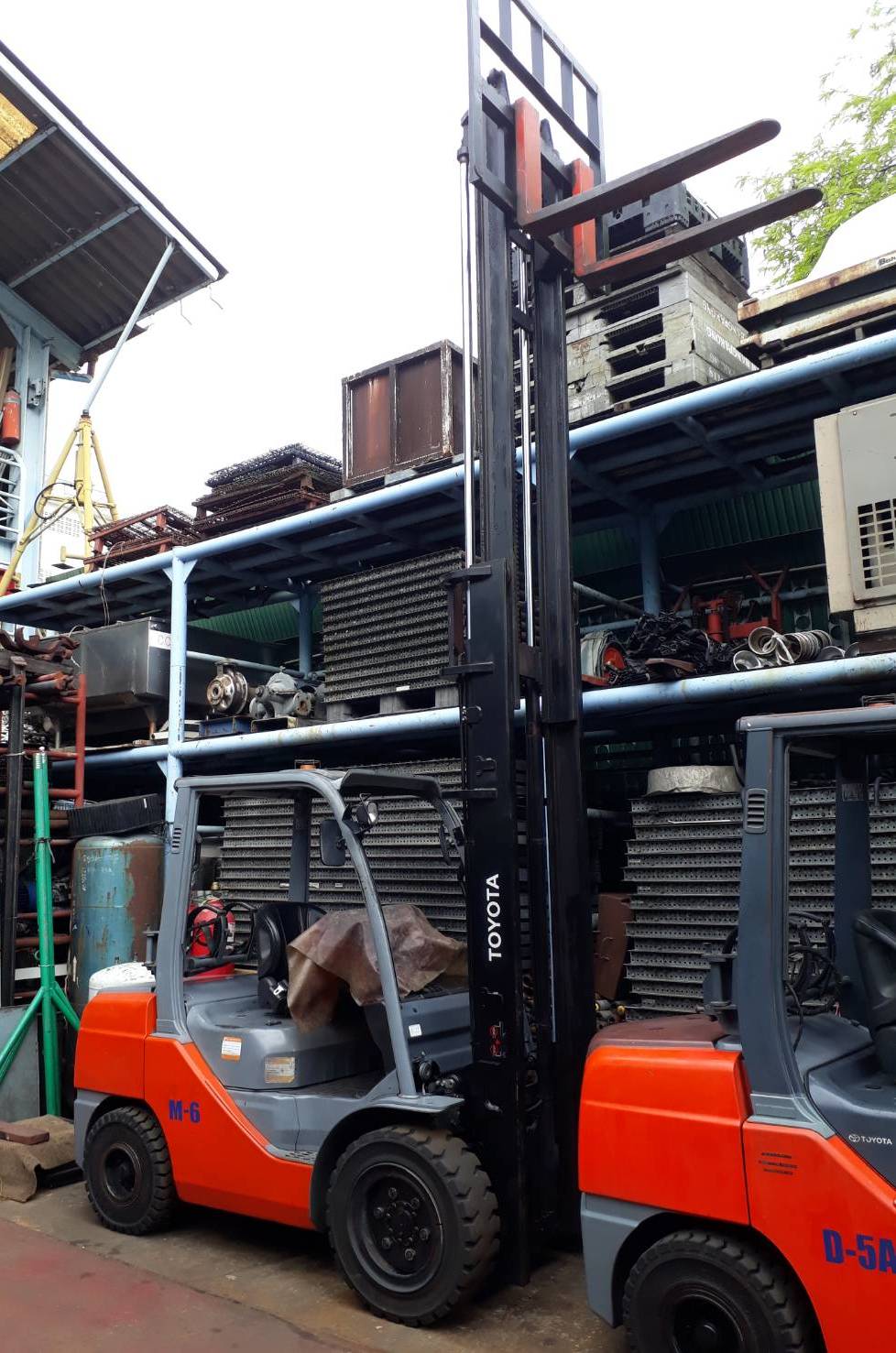 ขายรถยก Forklift 3.5 Ton. ยกสูง 4.5 เมตร ขายรถยก Forklift 3.5 Ton. ยกสูง 4.5 เมตร