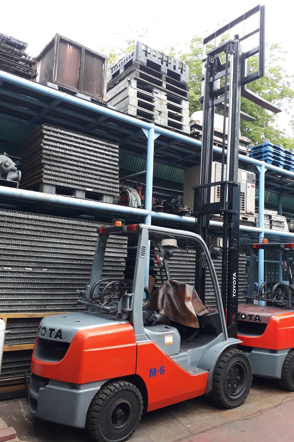 ขายรถยก Forklift 3.5 Ton. ยกสูง 4.5 เมตร ขายรถยก Forklift 3.5 Ton. ยกสูง 4.5 เมตร