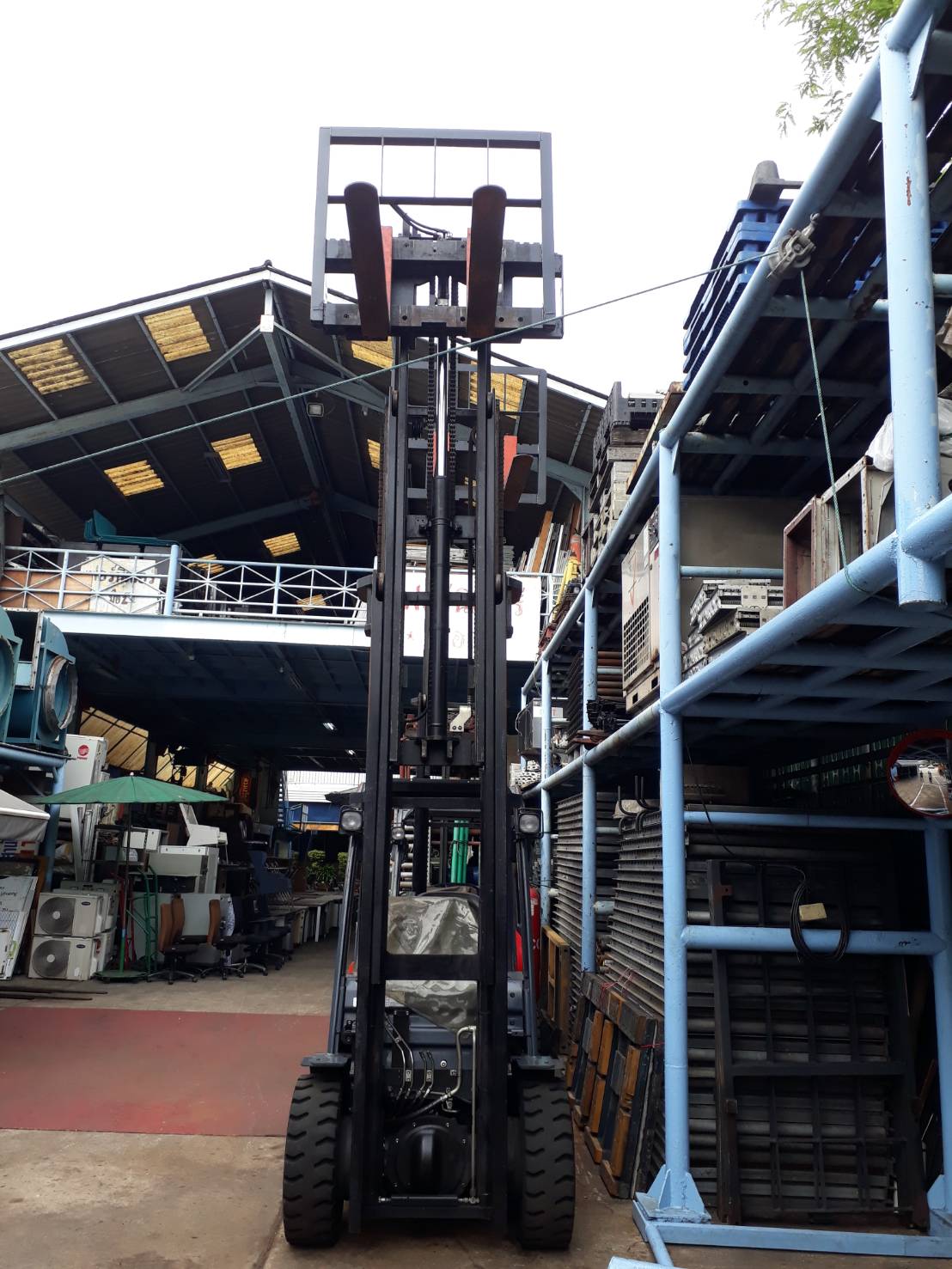 ขายรถยก Forklift 3.5 Ton. ยกสูง 4.5 เมตร ขายรถยก Forklift 3.5 Ton. ยกสูง 4.5 เมตร