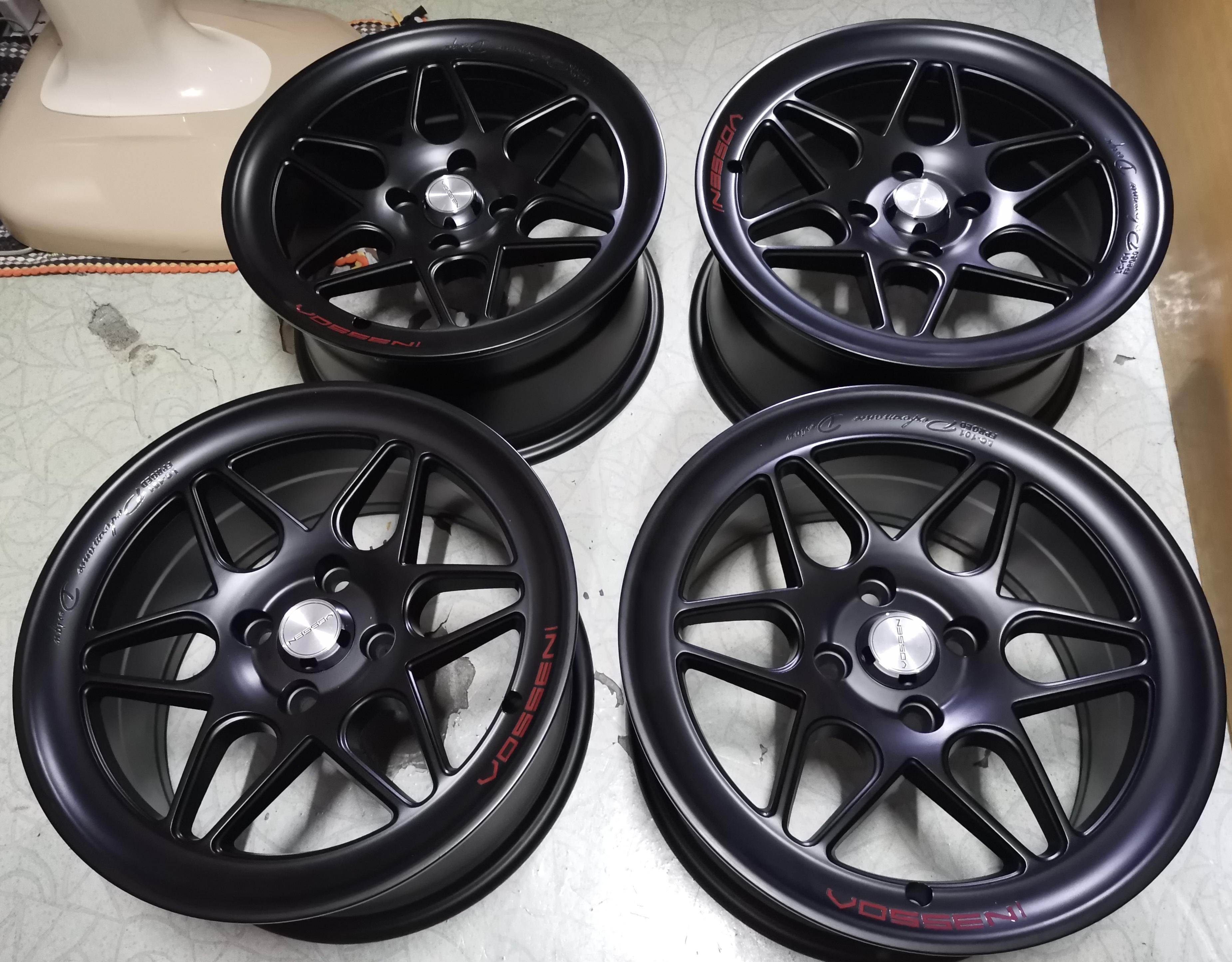 ขายแม็กใหม่ Vossen LC-104 ขอบ 15 ขายแม็กใหม่ Vossen LC-104 ขอบ 15