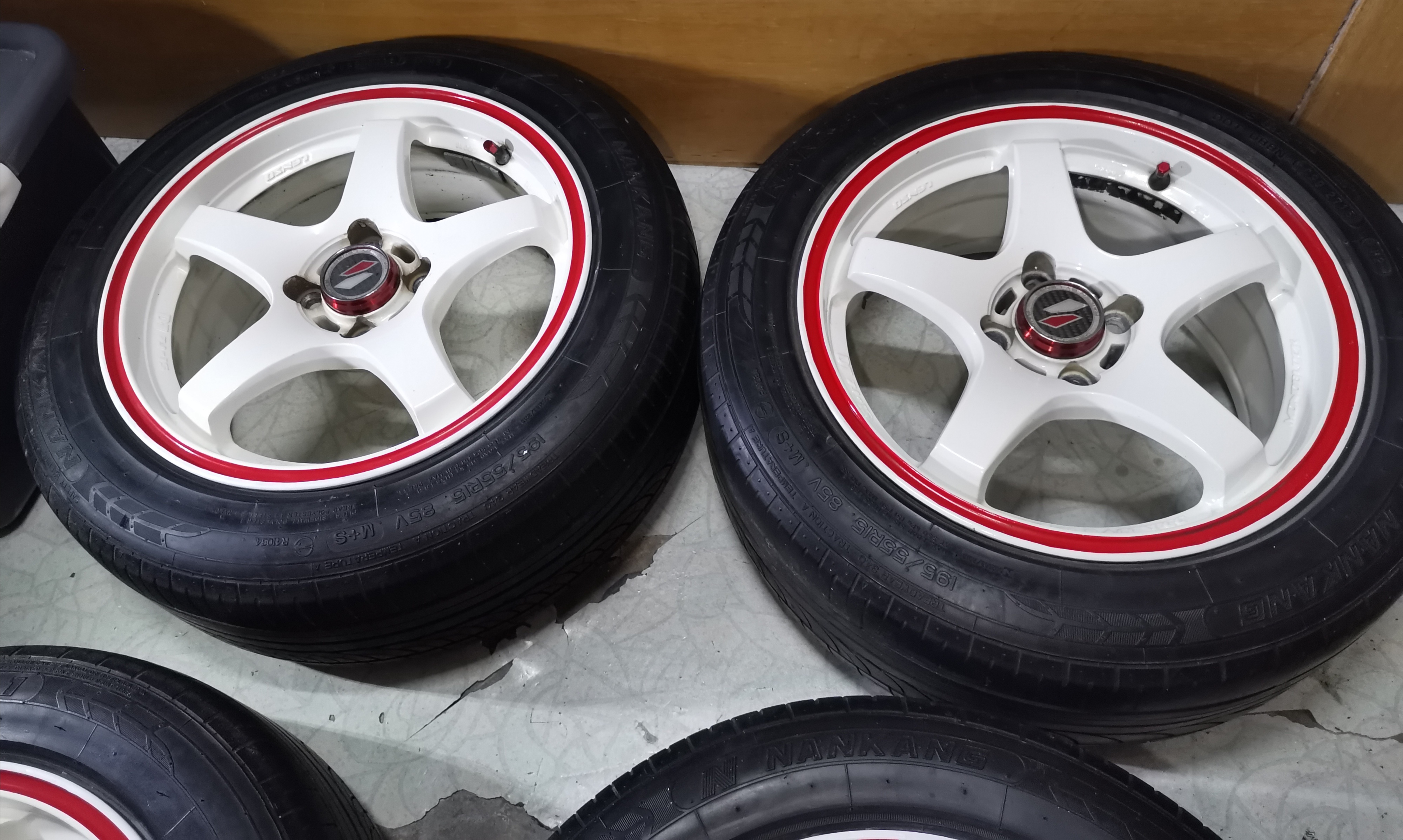 ขายล้อแม็ก LENSO D1 ขอบ 15 ขายล้อแม็ก LENSO D1 ขอบ 15