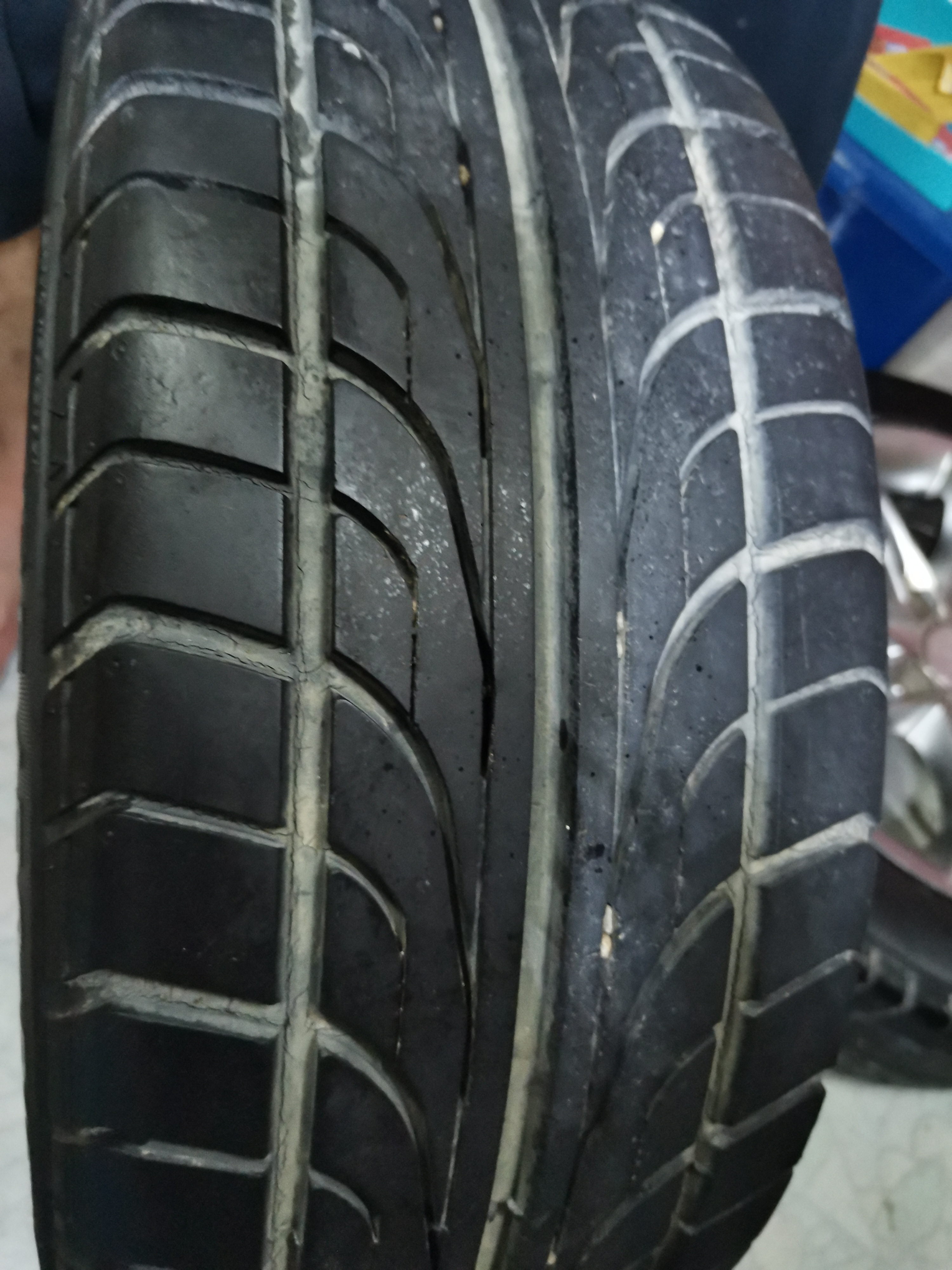 แม็กแต่งขอบ 15 4รู100 พร้อมใช้