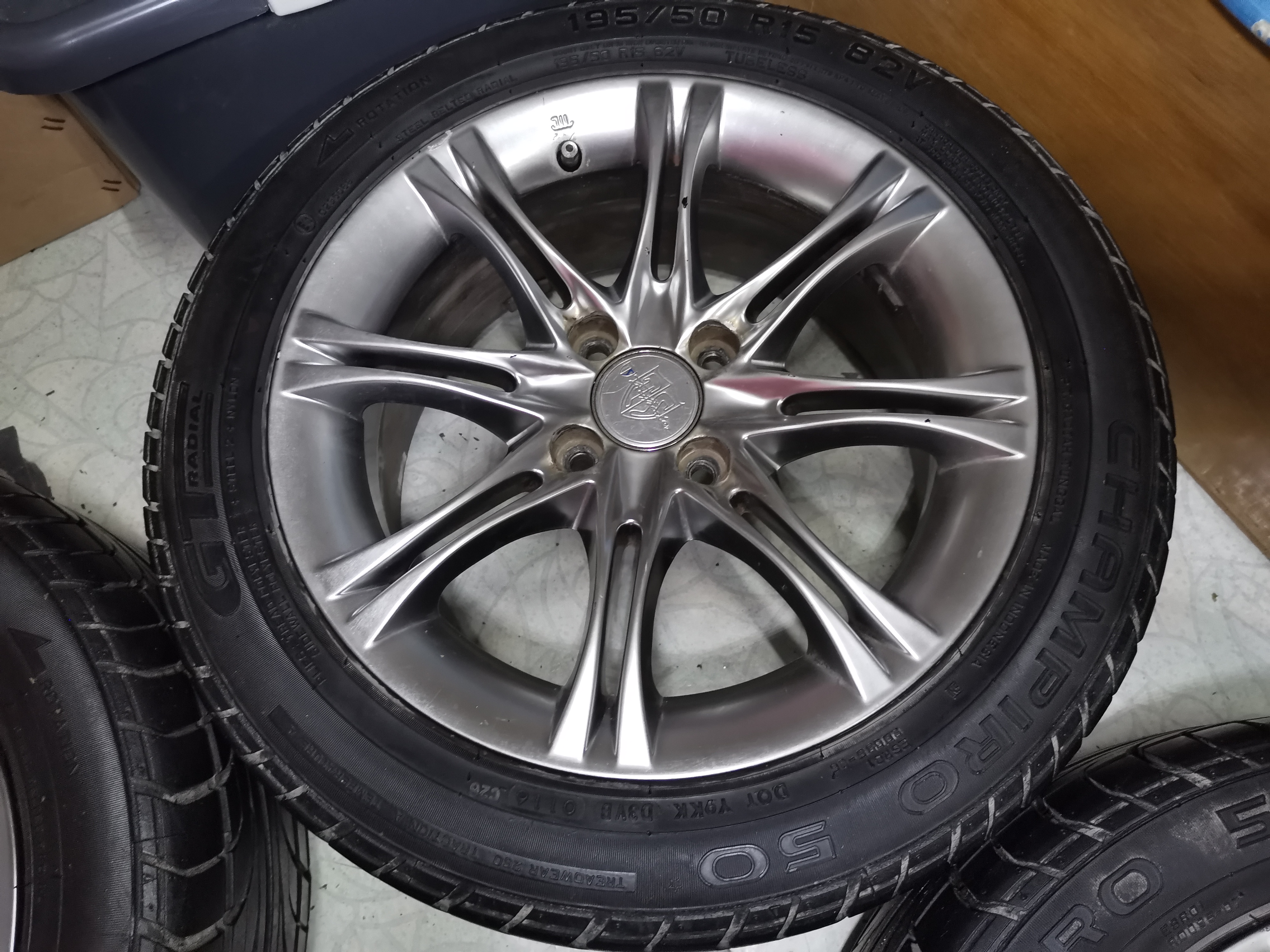 แม็กแต่งขอบ 15 4รู100 พร้อมใช้