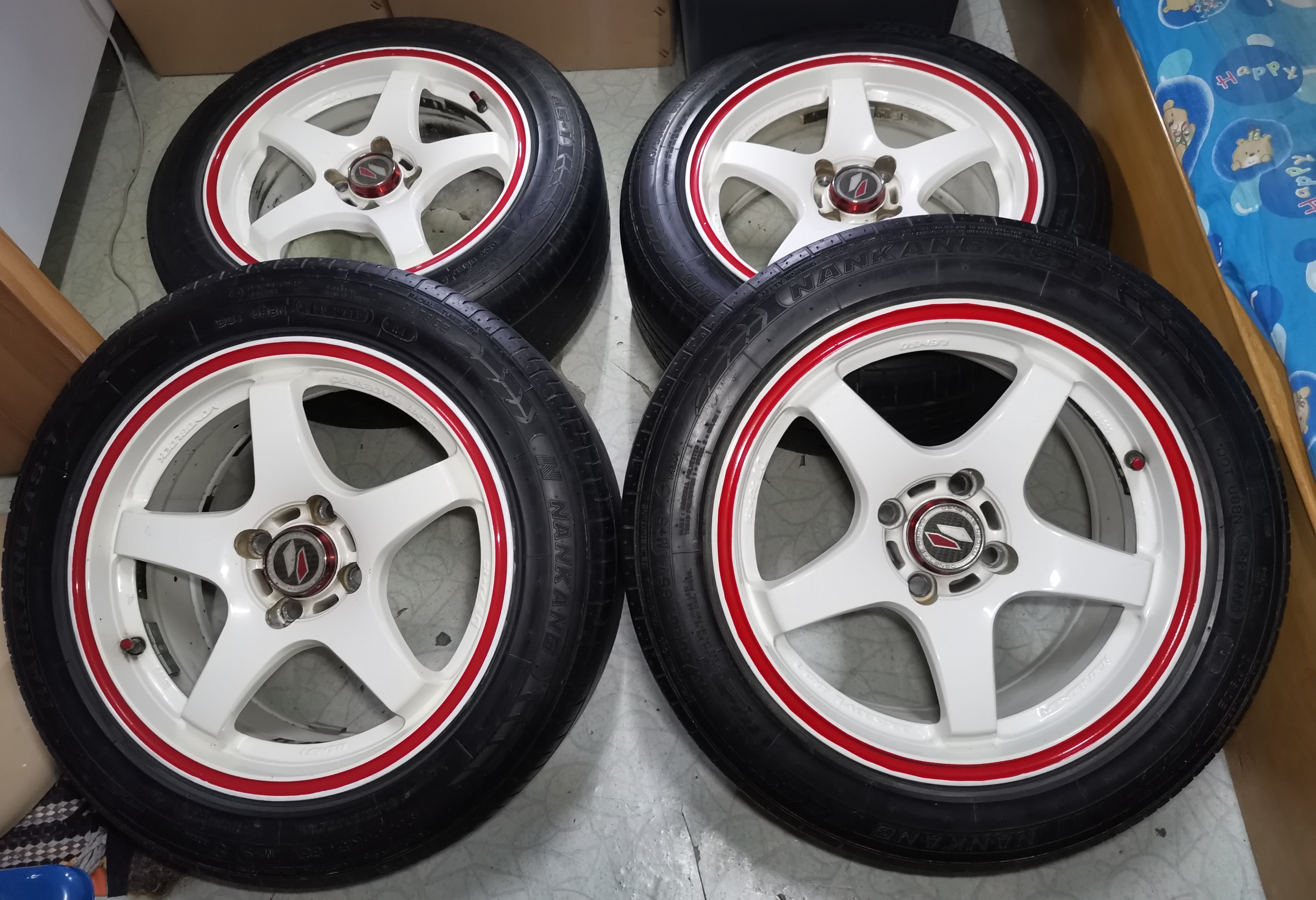 ขายล้อแม็ก LENSO D1 ขอบ 15 ขายล้อแม็ก LENSO D1 ขอบ 15