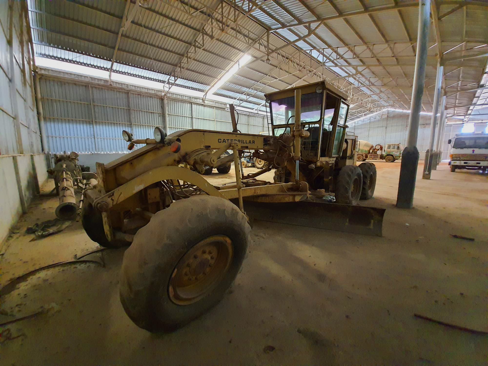 ขายรถเกรด Cat 140G 72V ราคาเบาๆ พร้อมใช้ รับไปใช่ต่อได้เลย