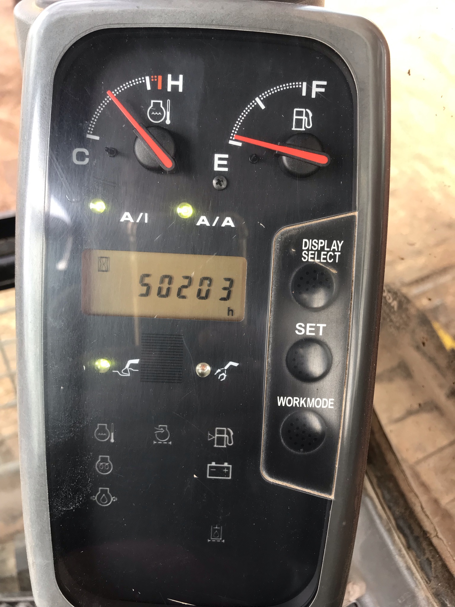 ขาย Zx200-1 สภาพสวย ชั่วโมงน้อยไป ขาย Zx200-1 สภาพสวย ชั่วโมงน้อยไป