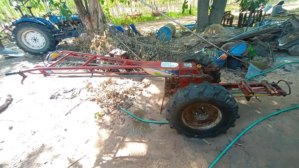 โครงรถไถเดินตาม กระทิงแดง ks 72 สนใจโทร 0955472811